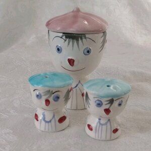 Figural Anthropomorphic Egg Cup Salt & Pepper Set Vintage Japan